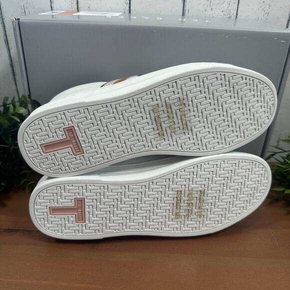 Ted Baker Women's Pink White Leather Sneakers Size 8.5 - Picture 9 of 9